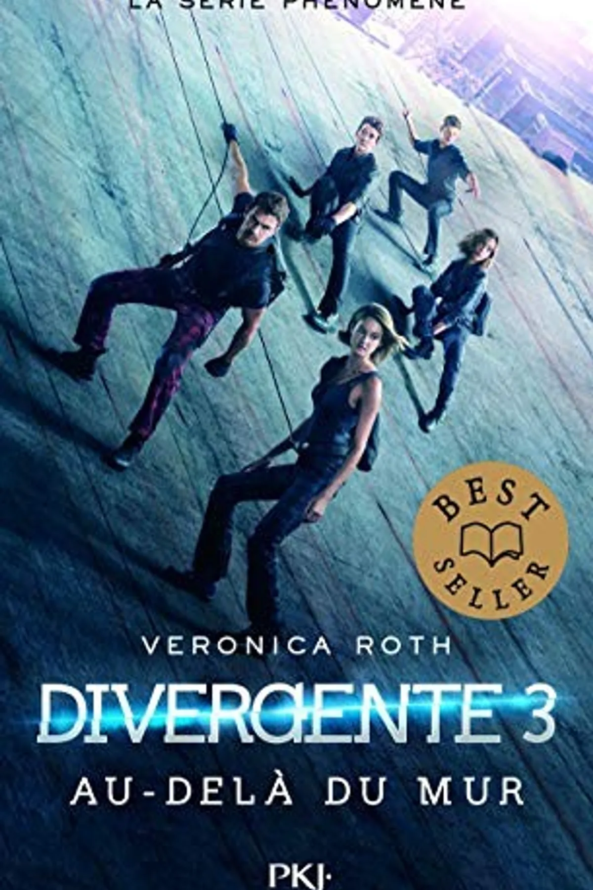 Couverture de « Divergente, Tome 3 - Au-delà du mur »