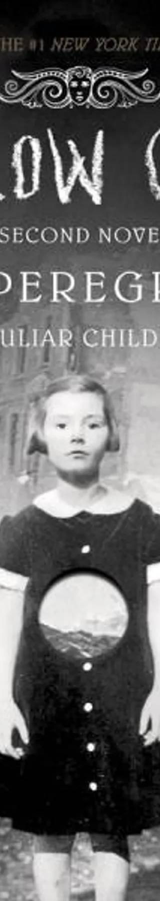 Cover of Hollow City by Ransom Riggs